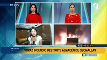 Incendio de grandes proporciones consume almacén de geomallas en Ate