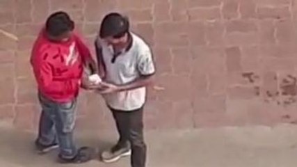 भागलपुर: दिनदहाड़े पुलिस की वसूली का वीडियो वायरल, आप भी देखें ये नायाब तरीका