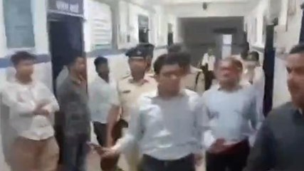 बक्सर: डीएम ने अस्पताल का किया निरीक्षण, कहा- कोरोना से निबटने की तैयारी पूरी