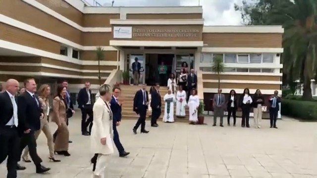 Etiopia, Meloni a scuola Galileo Galilei accolta da striscione benvenuto - Video