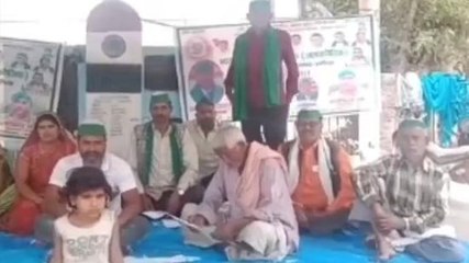 अयोध्या: भाकियू कार्यकर्ताओं का छठ के दिन भी जारी रहा धरना व प्रदर्शन