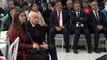 Sosyal medya Devlet Bahçeli’nin bu görüntülerini konuşuyor: Erdoğan konuşma yaparken…   Cumhurbaşkanı ve AKP Genel Başkanı Recep Tayyip Erdoğan'ın katılımıyla Diyarbakır'da gerçekleştirilen iftar programında, MHP lideri Devlet Bahçeli'nin görüntüsü sosyal