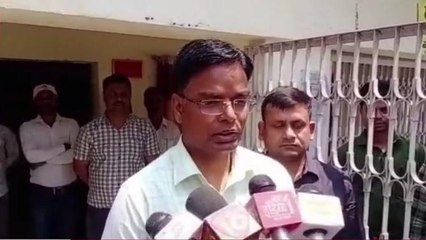 सुपौल: डीएम ने छातापुर प्रखंड कार्यलय का किया निरिक्षण, दिए आवश्यक दिशा-निर्देश