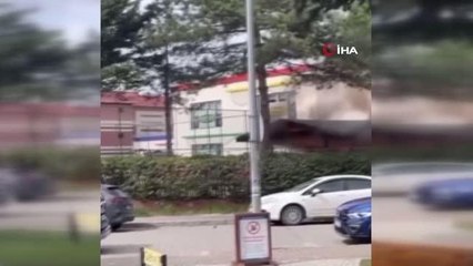 Okul bahçesindeki yapıda yangın