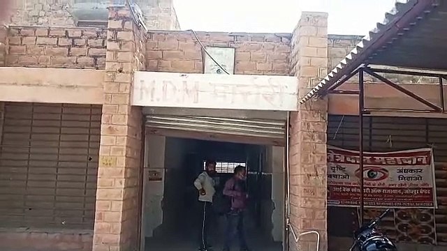 पड़ोसी नर्स की पत्नी ने उलाहना दिया तो तकरार के बाद महिला नर्स की मौत