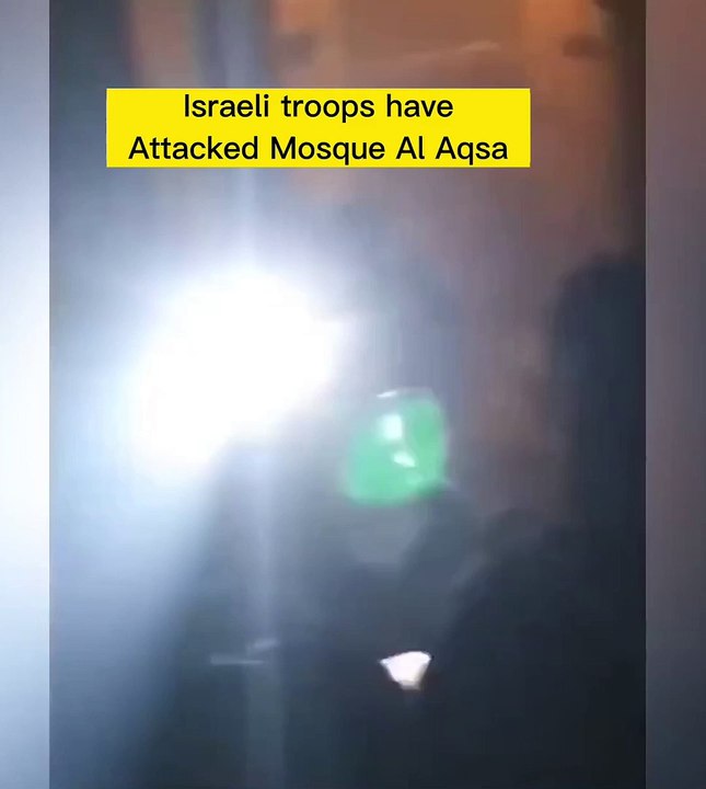 Israeli Troops attacked the mosque