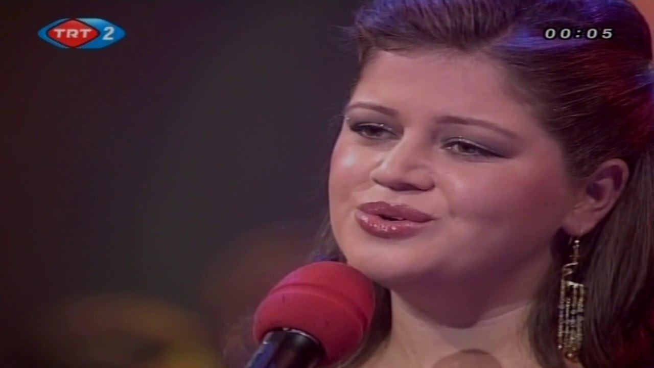 Berrin Şener / Fikrimin ince gülü kalbimin şen bülbülü