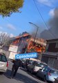 Un important incendie a détruit l’école maternelle Jules-Ferry de Montfermeil, en Seine-Saint-Denis, nécessitant l'intervention de près de 200 pompiers -