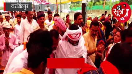 नरसिंहपुर में लगा रामलला सरकार का महादरबार, भक्तों को मिला समस्याओं का समाधान