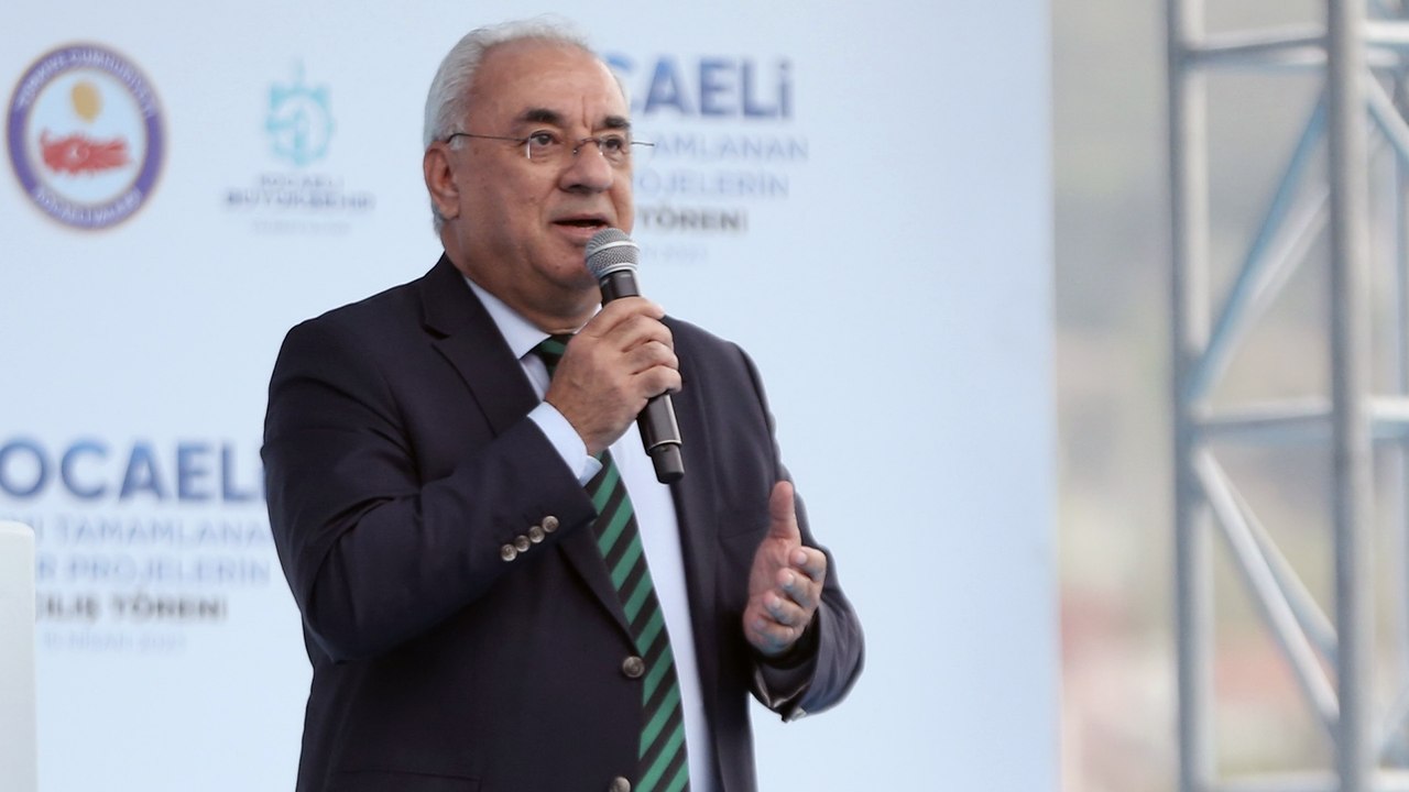 DSP Genel Başkanı Aksakal’dan Fatih Portakal’a: Ey Washington portakalı Önder Aksakal’ın ahlakının zekatı senin yedi ceddini cennete götürür!