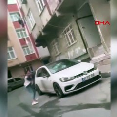 Tartıştığı kişinin otomobilini paramparça etti