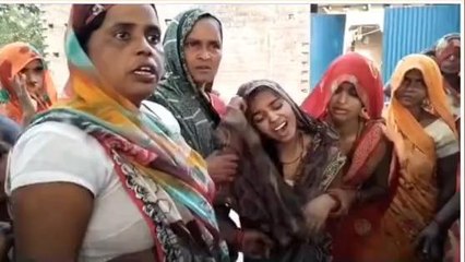 शाहजहांपुर:लापता युवक का शव पेड़ से लटका मिला,परिजनों ने जताई हत्या की आशंका