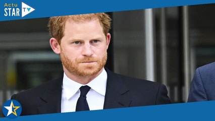 Prince Harry : cette discussion à coeur ouvert avec son père avant d'accepter d'assister au couronne