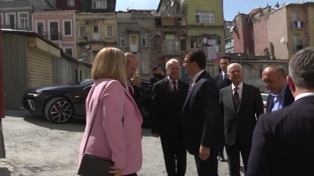 Ekrem İmamoğlu, Süryani ve Ermeni Cemaatlerinin Paskalya Bayramı'nı Kutladı