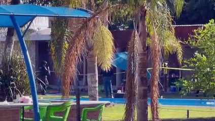 Comando armado mata a siete personas en balneario del centro de México
