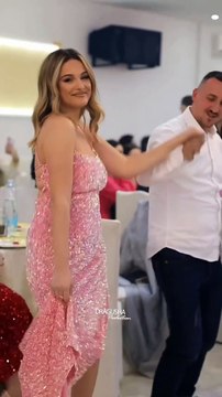 Keşfeten gelen arkadaşlar sayfa sizin sayfanız __ takip et__ Begen__ kaydet__ paylaş ___halay_dunyasi79__Hedef( halay )_•_•_•_•_•_Daha fazlası için takipte kal❤️❤️_•_•_ _•_•_•Görmesini İst_3