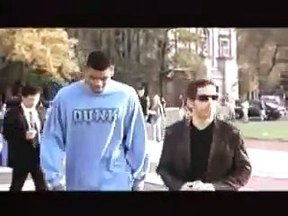 Black and White Bande-annonce (EN)