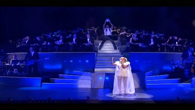 HELENE FISCHER — Send in the clowns | Helene Fischer: Live Helene Fischer Zum Ersten Mal Mit Band Und Orchester - (2011)