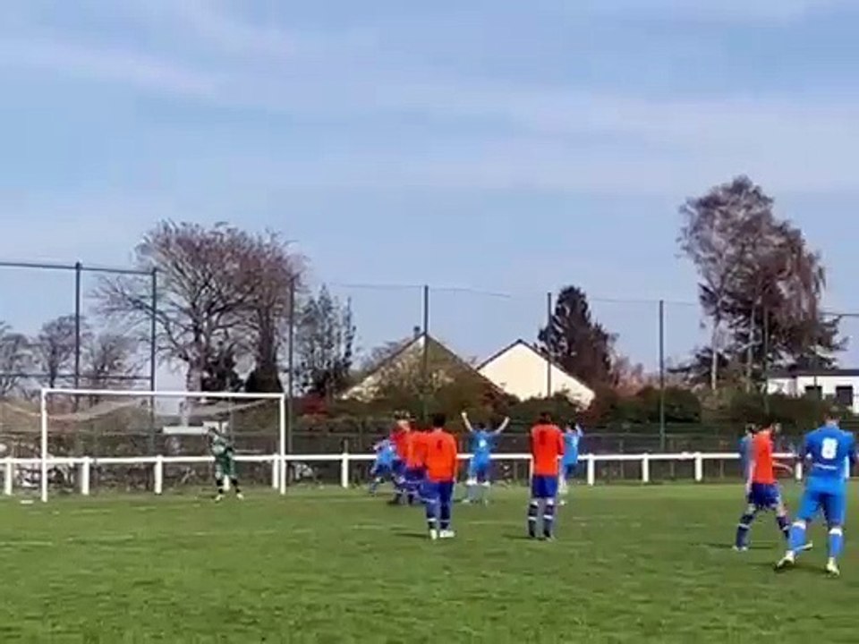FC Petit Caux / ES Tourville 2 : 5-2 (D1 groupe...
