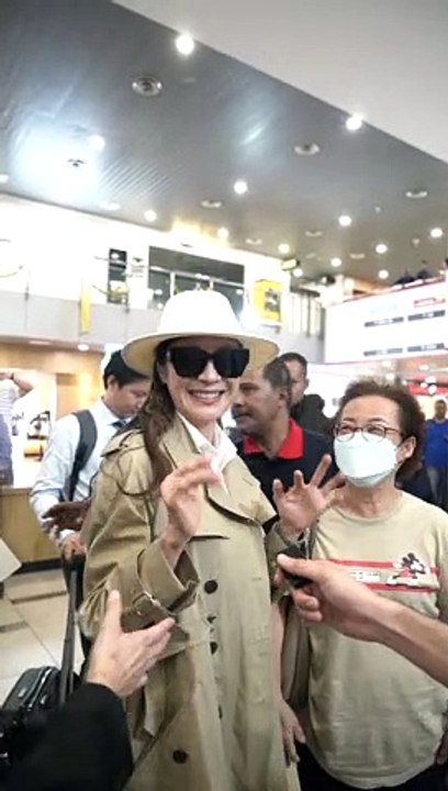 Oscar winner Michelle Yeoh returns for fans’ public meet-and-greet