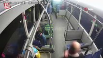 Kocaeli'de otobüs şoförü iftara yetişemeyen yolculara yiyecek dağıttı