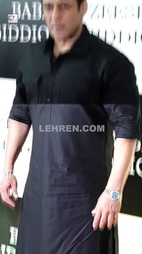 Salman Khan at Baba Siddiqui's Iftaar Party 2023