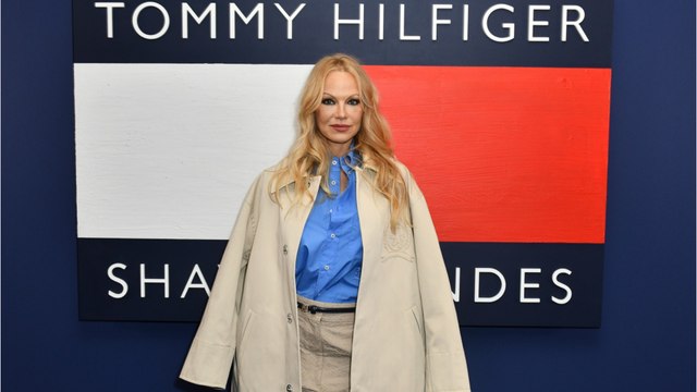 Voici - « Ça s’est terminé par une trahison : les confidences de Pamela Anderson sur sa rupture avec Adil Rami