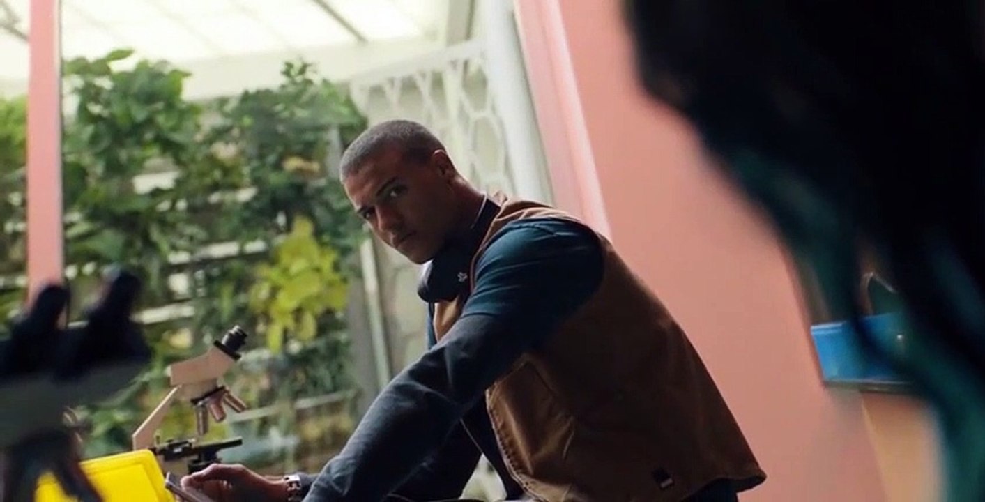 Dont Look Deeper S01 E05