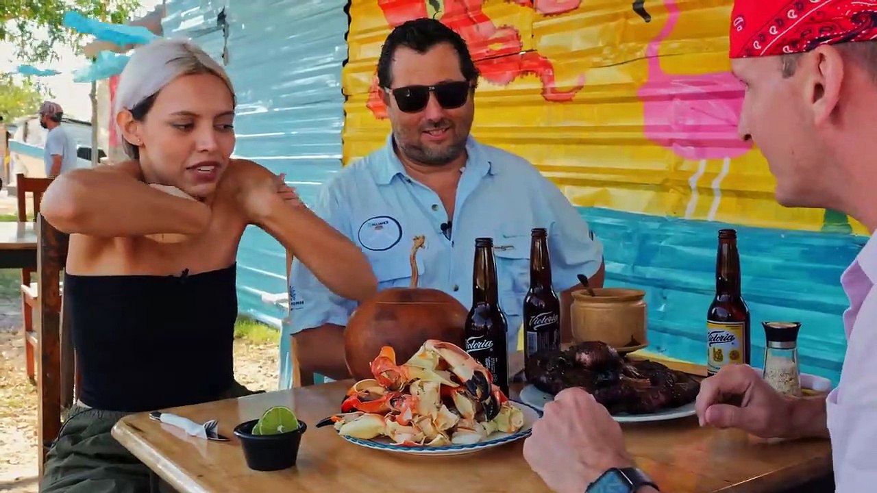 I Bought Illegal Seafood in Mexico!! Becoming a Criminal!!
