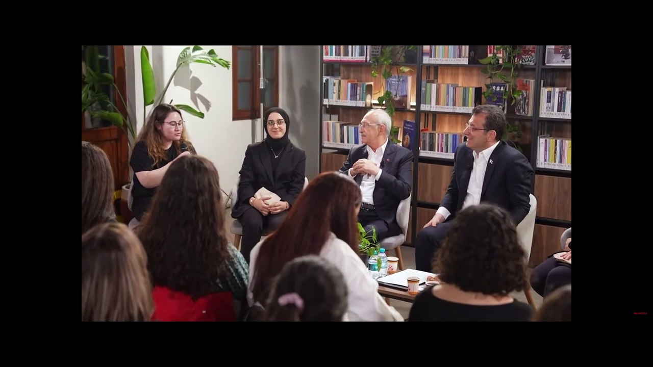 “Gençlerin Türkiye’de kalması için bir şey yapacak mısınız?” sorusuna Kılıçdaroğlu’ndan yanıt: Türkiye’nin kaderini değiştirecek olan sizsiniz