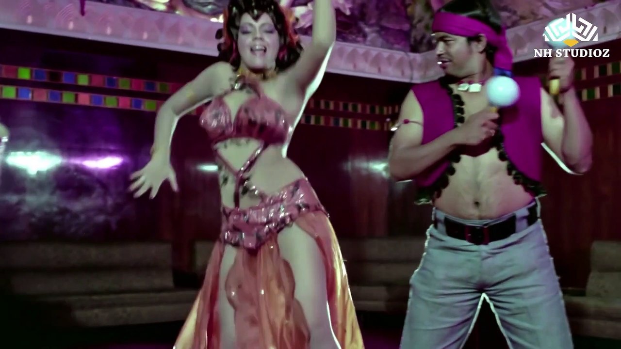 Kaun Hoon Main/  Patthar Aur Payal 1974/  Asha Bhosle , Lata Mangeshkar,  Jayshree T