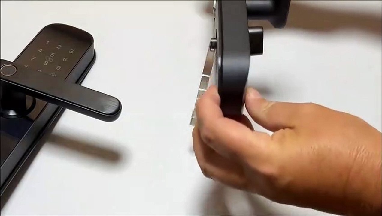 How to Change the Handle Direction on a Kogan SmarterHome IP54 Battery Powered Fingerprint Door Lock