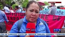 ¡Protesta! Campesinos bloquean la carretera Panamericana en San Lorenzo, Valle exigiendo tierras