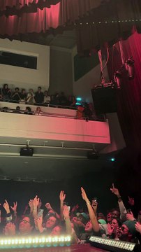 Rihanna et ASAP Rocky font leur arrivée au concert de Jay Z à la fondation Louis Vuitton à Paris le 14 avril 2023
