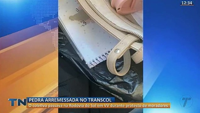 Pedra é arremessada em ônibus do Transcol na Grande Vitória