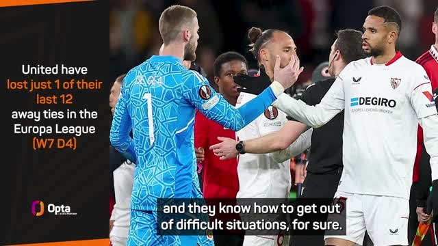 United must not switch-off against Sevilla - Berbatov