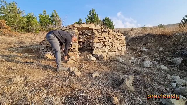 Winter Camping in My Hot Stone House, 2 Days in Heavy Snow, Bushcraft Survival Shelter, Fireplace