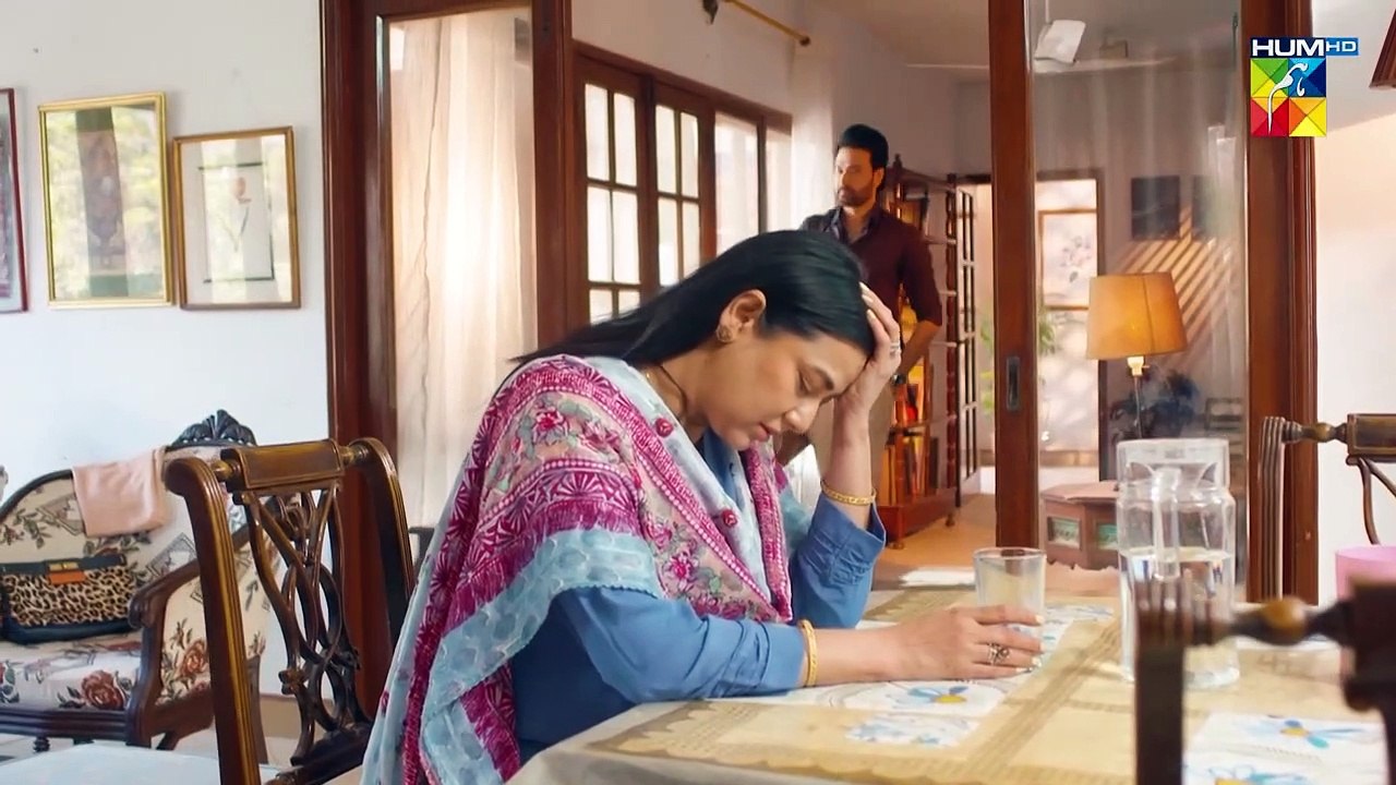 Apne Dil Ko Samjha Dein Apki Beti Ki Yahan Koi Jagah Nahi.!! #kinzahashmi #zahidahmed - Mere Ban Jao