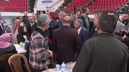 Bakan Akar: "Mehmetçik, son üç günde Irak ve Suriye'nin kuzeyinde 18 teröristi etkisiz hale getirdi"
