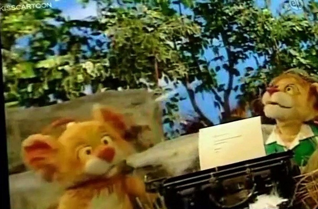 Between the Lions E076 - Click, Clack, Moo; the...