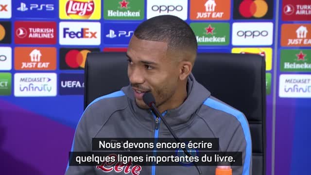 Naples - Jesus : Nous devons encore écrire quelques lignes importantes du livre