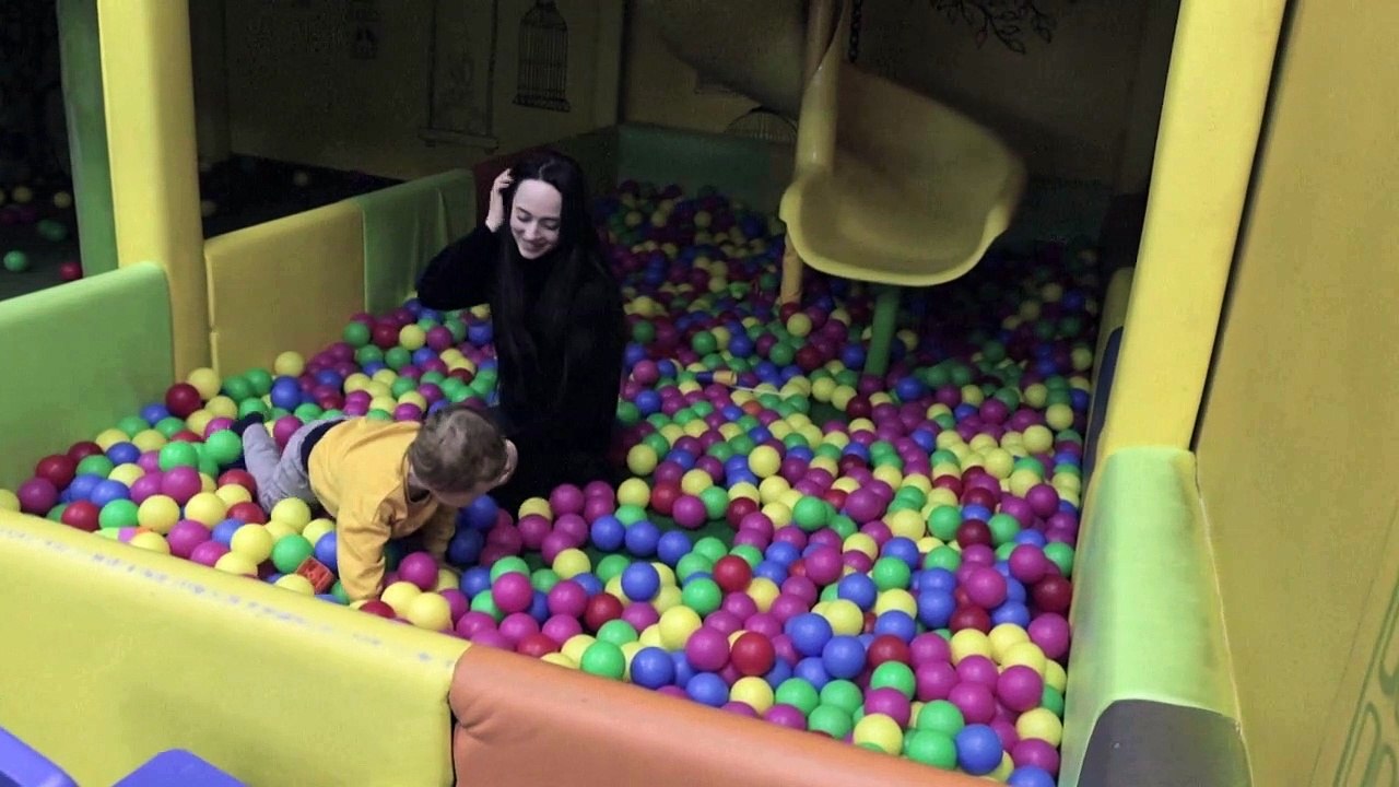 "die zeit heilt die wunde nicht": kriegswitwen in der ukraine