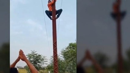 సిరిసిల్ల: కరెంట్ పోల్ ఎక్కి వ్యక్తి హల్‌చల్.. పోలీసులు ఏం చేశారంటే?