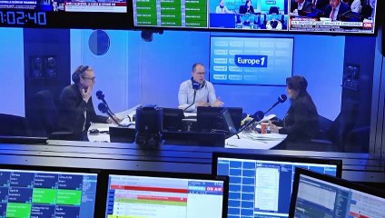 «L'important, c'est de faire du bruit» : à Lille, des manifestants s'opposent à Macron, avec des casseroles