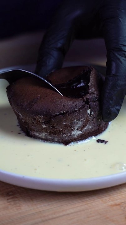 Mi-cuit au Chocolat (Coeur Extra Coulant) et Crème Anglaise maison !
