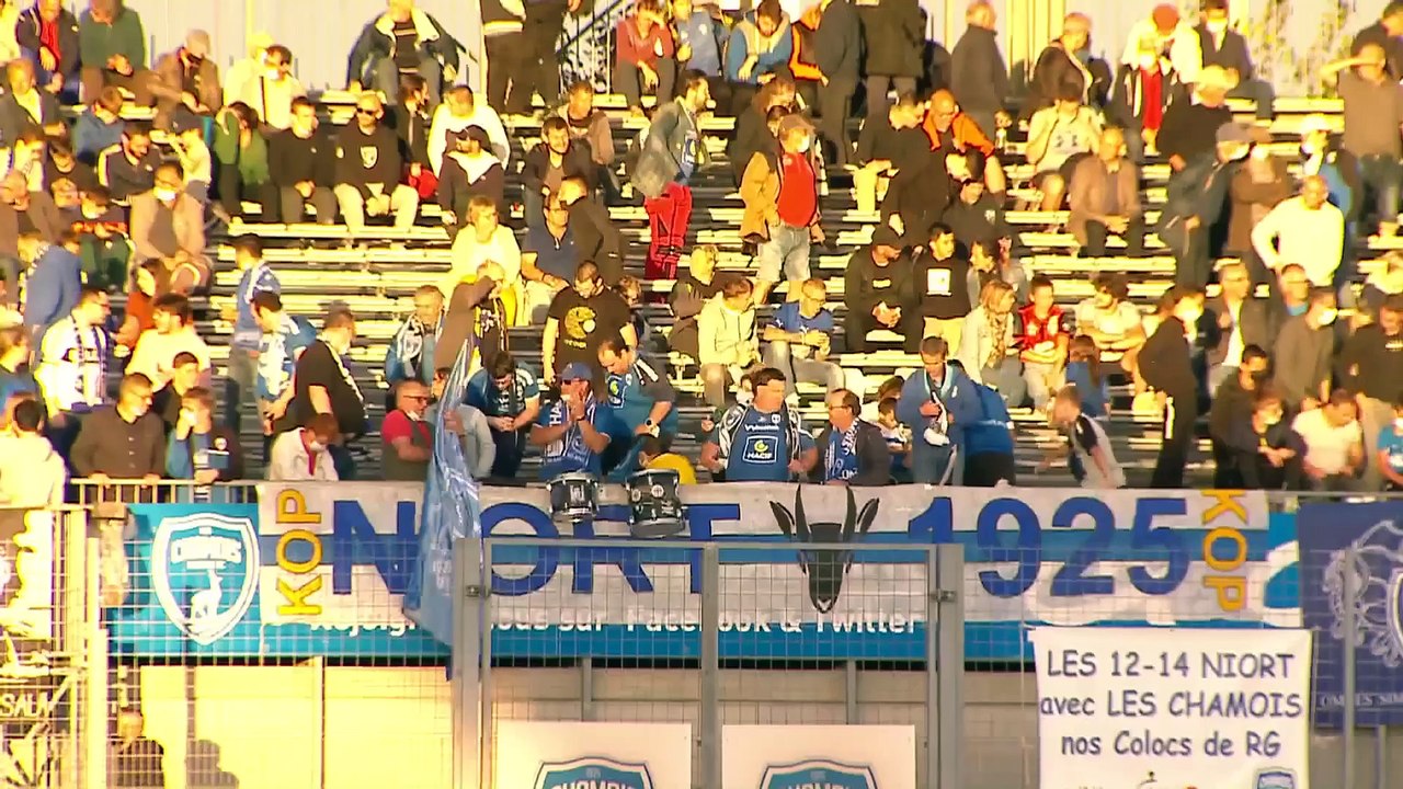 2021-2022 J8-CHAMOIS NIORTAIS FC - EN AVANT GUI...
