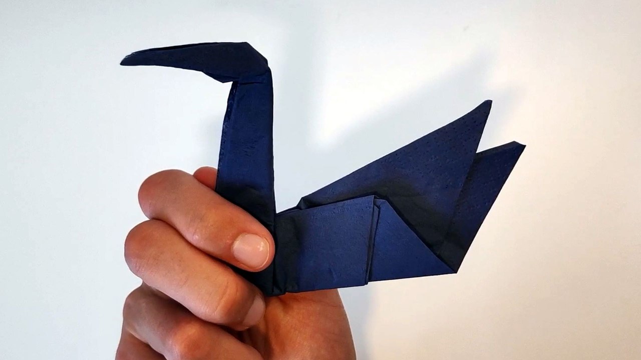 Origami servietten falten