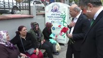 AK Partili vekil adayları Kağıthane'yi sokak sokak ziyaret ediyor