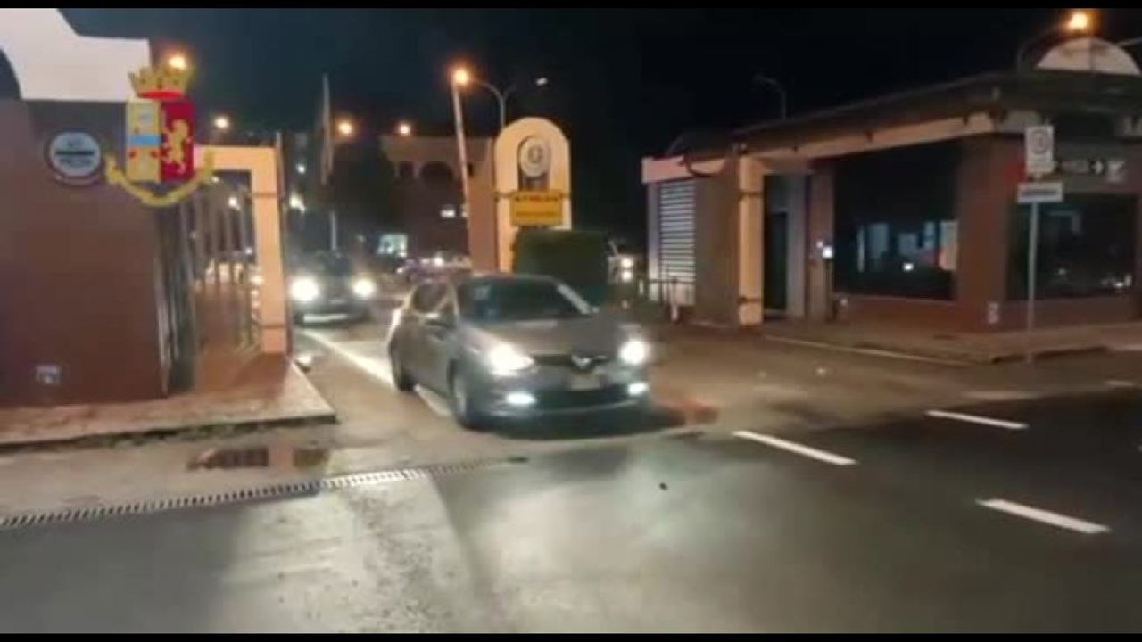 Blitz della polizia a Catanzaro contro la 'ndrangheta: 62 arresti