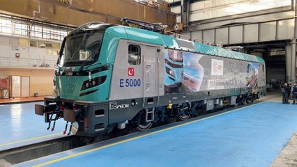 Yerli ve milli lokomotif E5000 raylara iniyor... Bakan Varank: İsmini Cumhurbaşkanı Erdoğan duyuracak